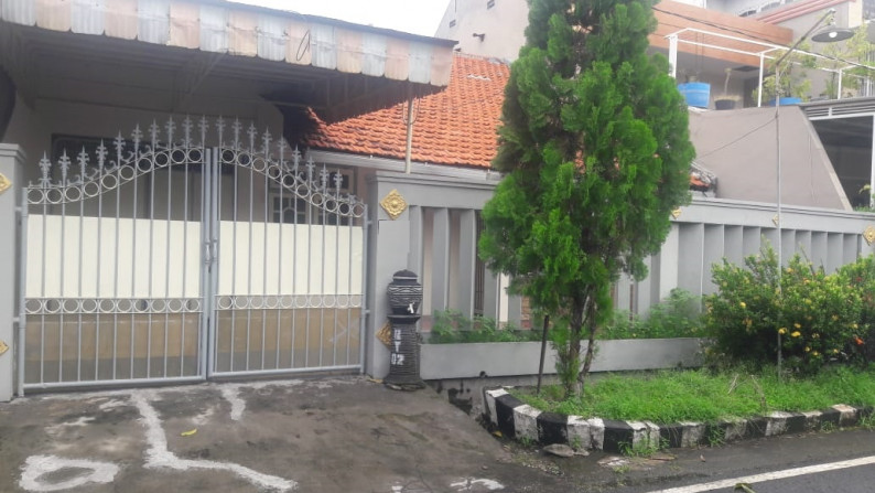 Rumah dijual  Rungkut Asri Timur