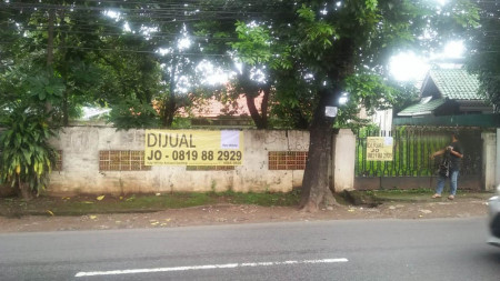 Tanah Zona Kuning di Jl PKP Kelapa Dua Wetan, Luas 1.549m2