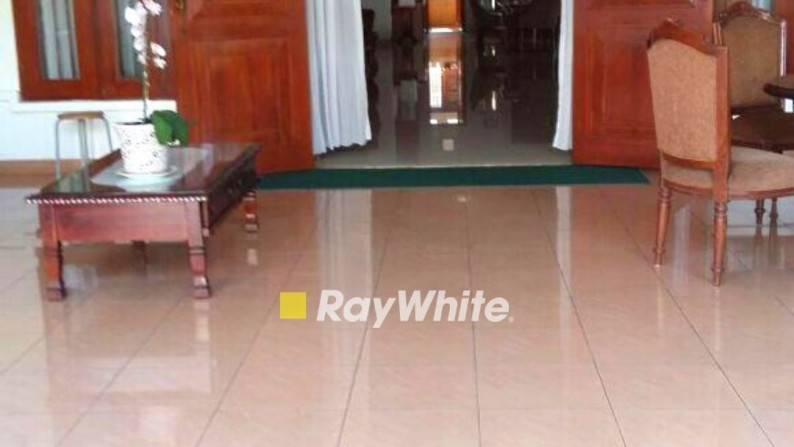 Dijual Rumah Asri dan Nyaman Di Cinere