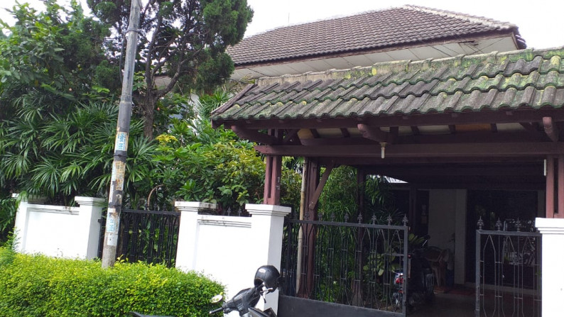 Rumah siap huni di Veteran Jakarta Selatan