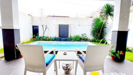 Rumah di Pangkalan Jati, Depok, Dalam Cluster, Siap Huni, Bebas Banjir, Private Pool, SHM