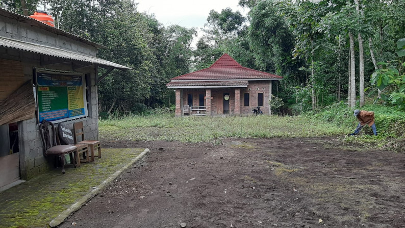 RUANG USAHA, DI UTARA YOGYAKARTA, DS GONDANG, CANGRINGAN