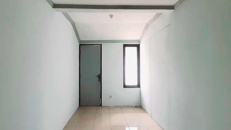 Ruko di Bintaro  Jakarta Selatan, Luas 135m harga 65jt/Thn, Murah, Jarang Ada!