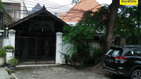 Rumah Cimanuk Darmo Surabaya