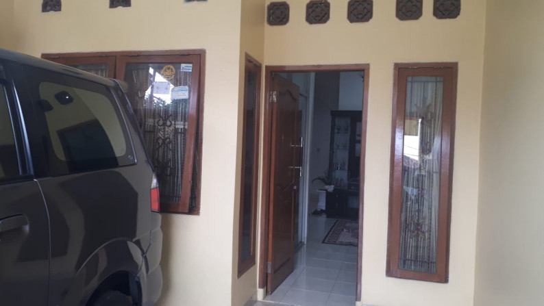 Rumah Cantik, Lokasi Strategis, Turun Harga