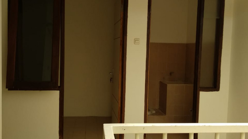 Dijual / Disewakan Rumah Citraland Cluster Taman Gapura Surabaya