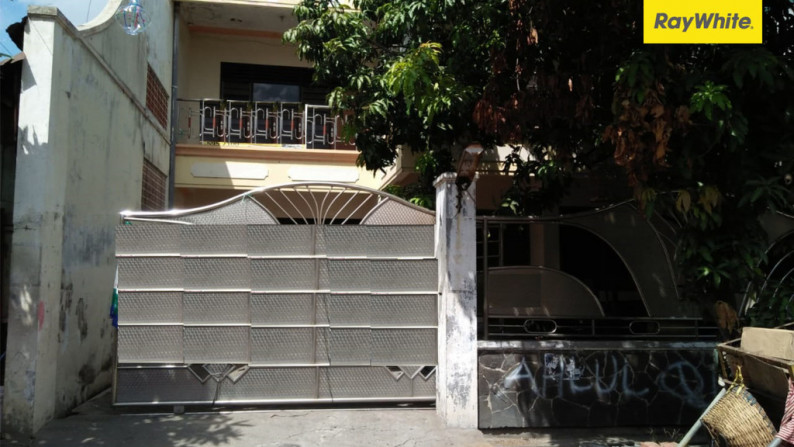 Dijual Rumah 2 lantai di Jl Petemon, Surabaya Pusat