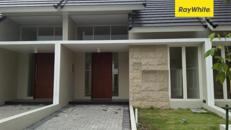 Jual Rumah di North West Park Citraland, Surabaya