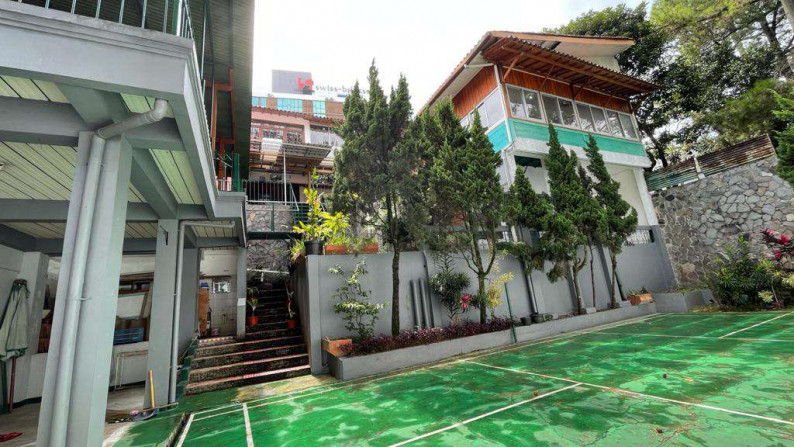 TURUN HARGA Rumah Nyaman dan Terawat di Bandung Utara Dago Golf Raya