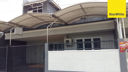 Dijual Rumah di Jalan Kupang Jaya, Surabaya