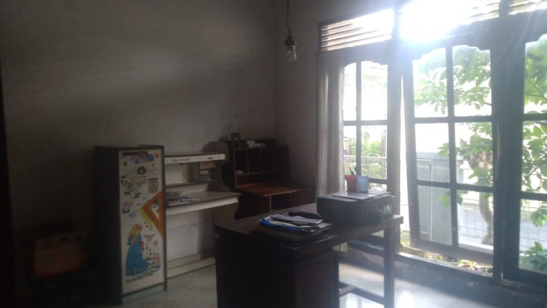 RUMAH TINGGAL 9 KAMAR DI JL KADIROJO, DEKAT CANDI SAMBISARI