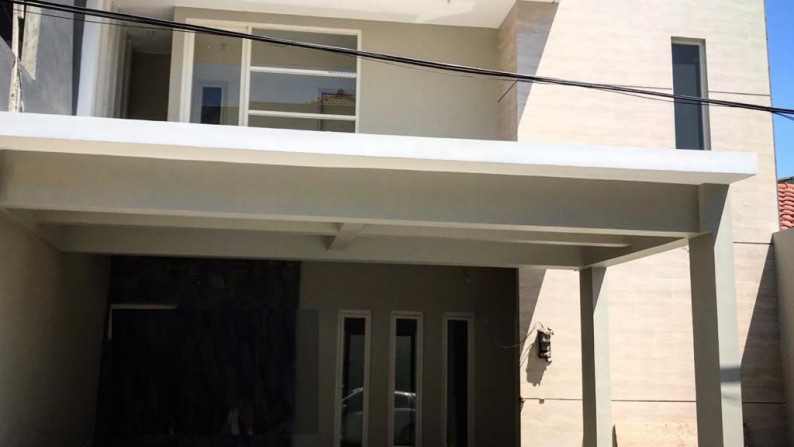 Dijual Rumah 2 lantai di Nginden Intan Timur, Surabaya