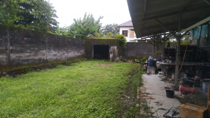 TANAH SELUAS 858 METER PERSEGI, DI MAGUWOHARJO, SLEMAN