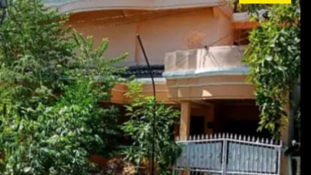 Dijual Rumah 2 lantai di Pagesangan, Surabaya