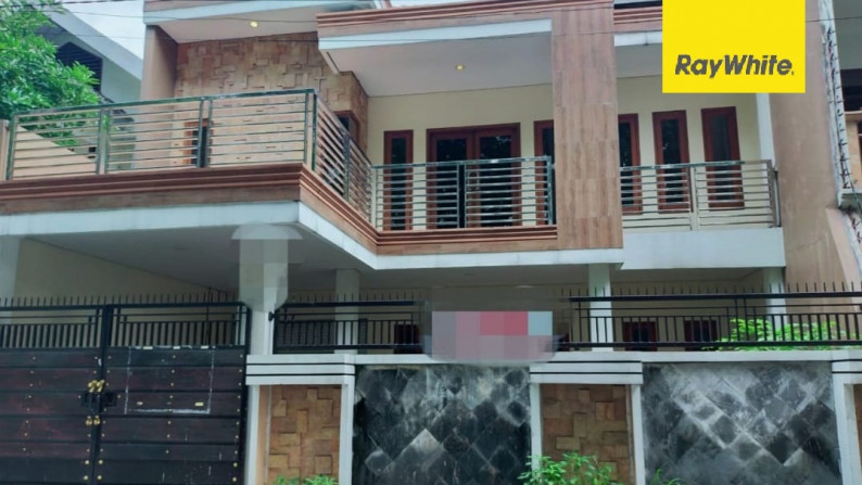 Dijual Rumah 2 lantai di Kebraon Indah, Surabaya