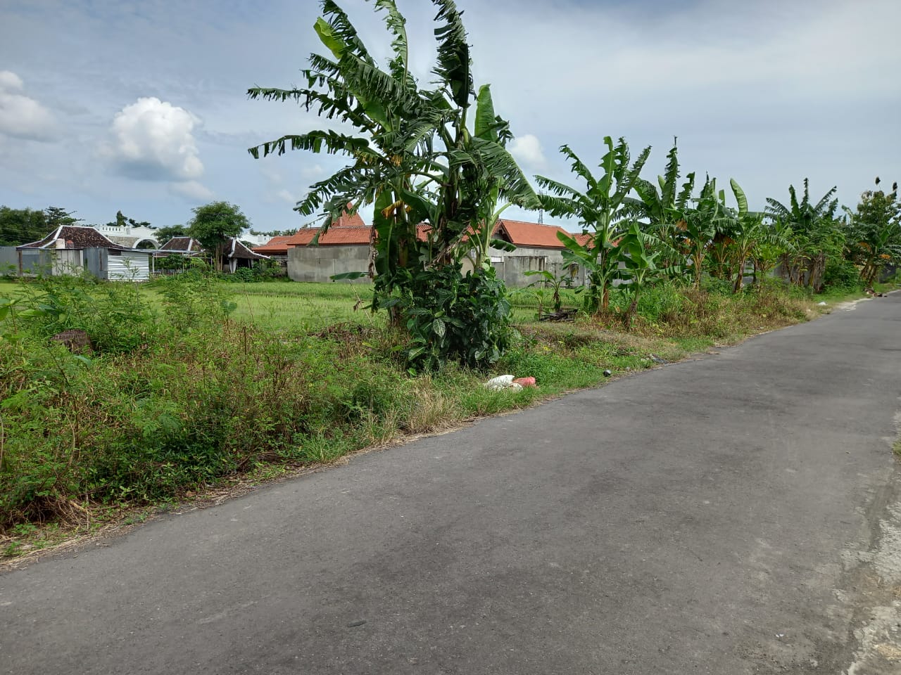 TANAH PEKARANGAN SELUAS 2063 METER PERSEGI, DI JL IMOGIRI BARAT KM 7