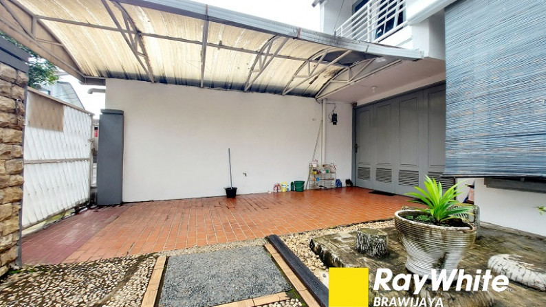 Rumah di Tanjung Barat, Jakarta Selatan, Dalam Kompleks, Siap Huni, Terawat Baik, SHM