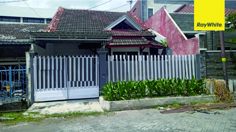 Rumah klampis sukolilo surabaya