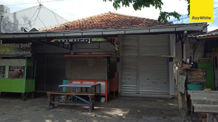 Dijual Rumah Kost 1,5 lantai di Barata Jaya, Surabaya