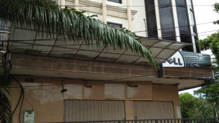 Dijual Ruko Pusat Kota Strategis di Jalan Kusuma Bangsa, Surabaya