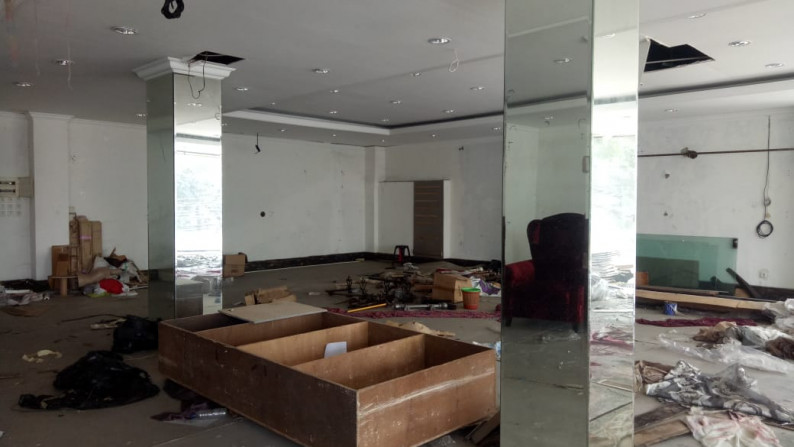 Dijual Ruko Dengan Lokasi Yang Sangat, Sangat Strategis Di Daerah Mayestik #AWAG