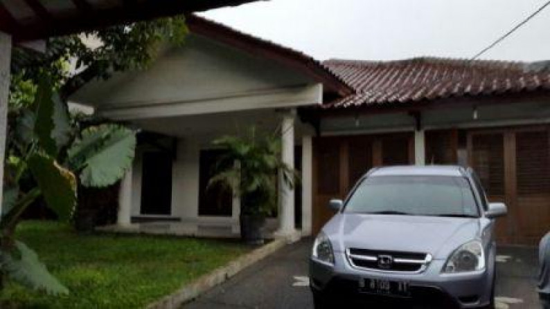 Rumah siap huni nyaman n asri di Kemang #AW