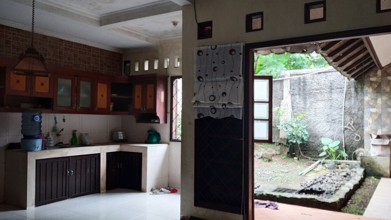 Rumah siap huni di FGDC Depok