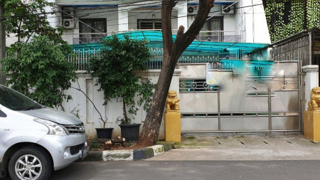 Rumah Dijual Pondok Gading Utama, Luas 10x28m2, 4 Lantai