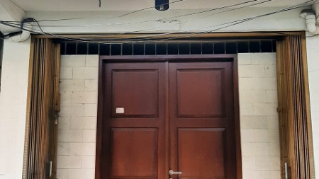 Disewakan rumah di Pintu Kecil, Jakarta Barat