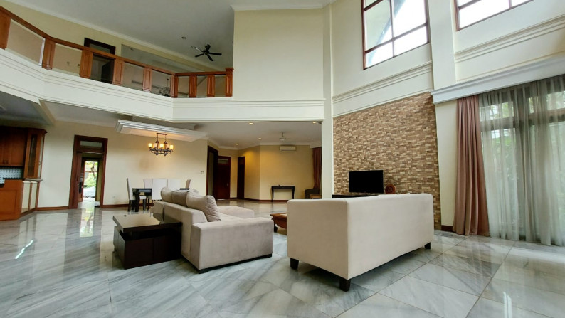 Kemang luas 635 dalam Townhouse, Lingkungan Tenang dan Rapih