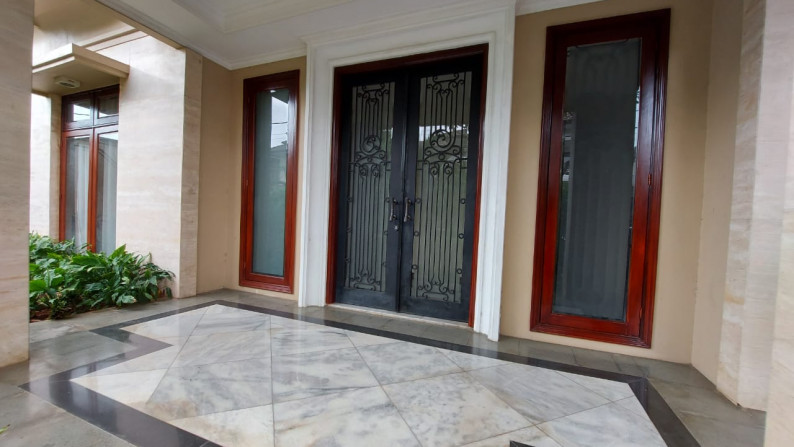 Kemang luas 635 dalam Townhouse, Lingkungan Tenang dan Rapih
