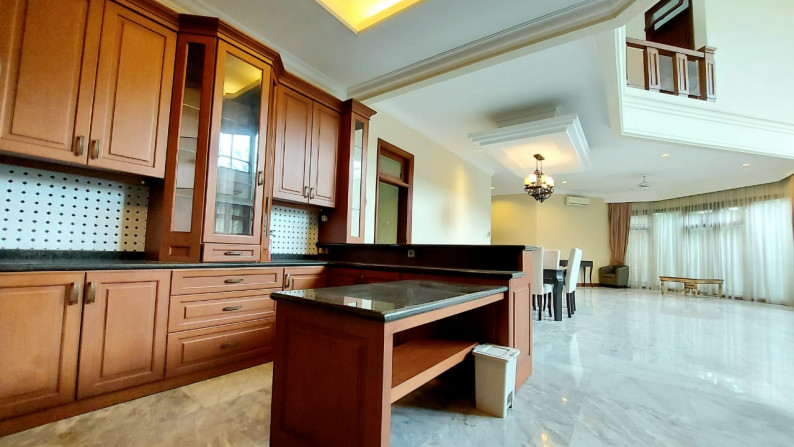 Kemang luas 635 dalam Townhouse, Lingkungan Tenang dan Rapih