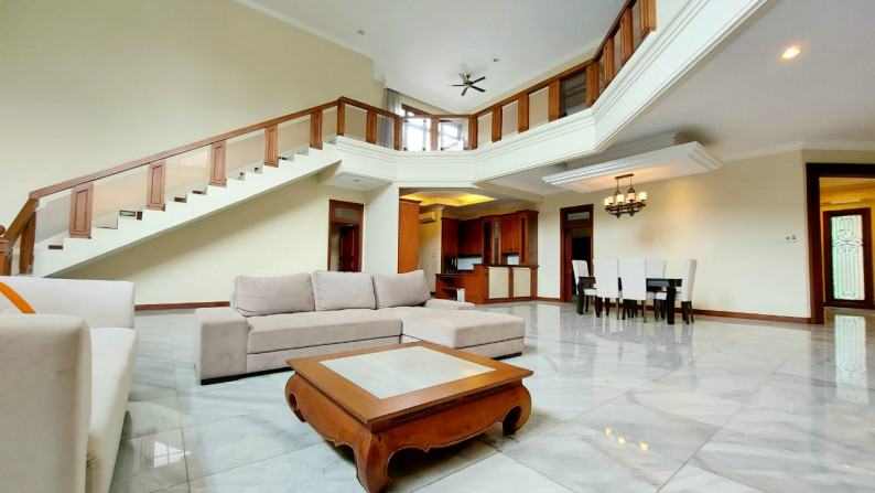 Kemang luas 635 dalam Townhouse, Lingkungan Tenang dan Rapih