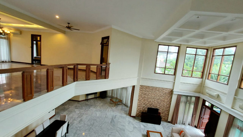 Kemang luas 635 dalam Townhouse, Lingkungan Tenang dan Rapih