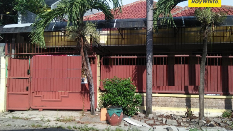 Dijual Rumah di Jalan Bronggalan, Surabaya