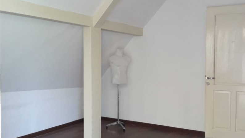 Hot Rent...Rumah Bagus di Bintaro Jaya 3