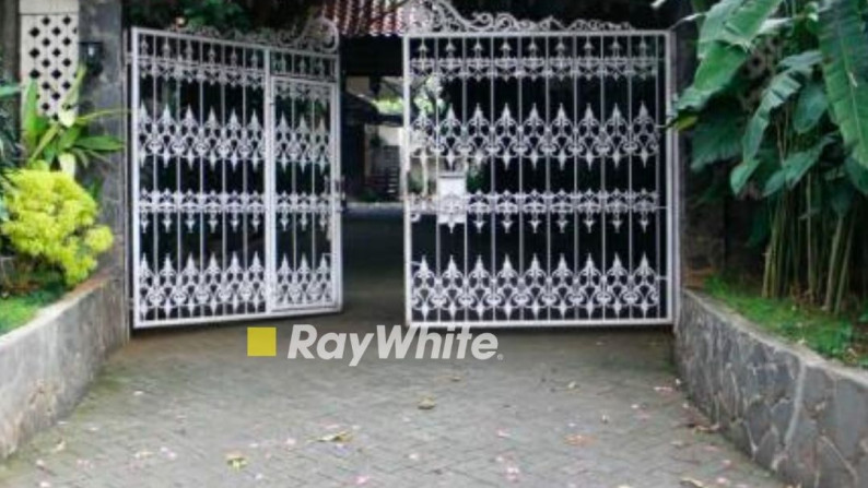 Dijual Rumah Asri dan Luas Di Pondok Labu