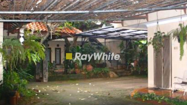 Dijual Rumah Asri dan Luas Di Pondok Labu