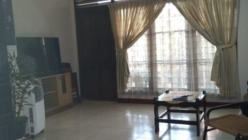 Dijual Kos-kosan, Invest Yang Menguntungkan, dan Strategis @Gg. Bacang, Ciputat