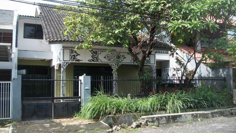 Jual Rumah 1.5 Lantai, Bagus + Terawat, Jalan Kembar Utama, Bisa untuk Rumah Tinggal/Kantor, Usaha dsb
