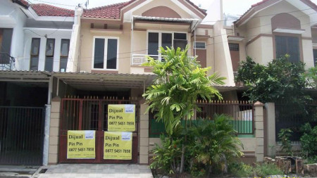 Jual Rumah 2 Lantai, Bagus + Terawat, Row Jalan depan Lebar + Paving, Siap Huni - PP -