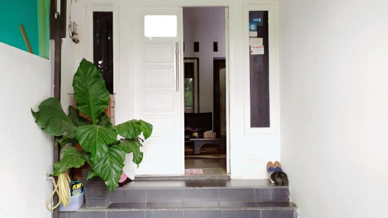Rumah Cantik Minimalis 2 Lantai di Mutiara Bogor Raya