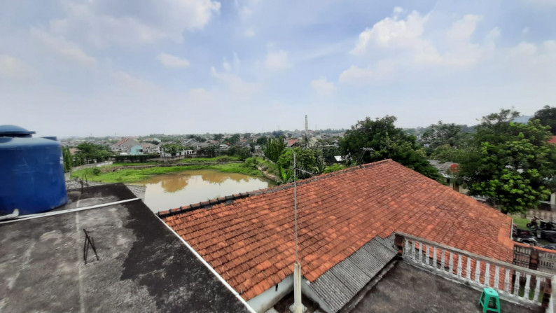 Dijual Rumah Hitung Tanah Siap Bangun di Ciputat.