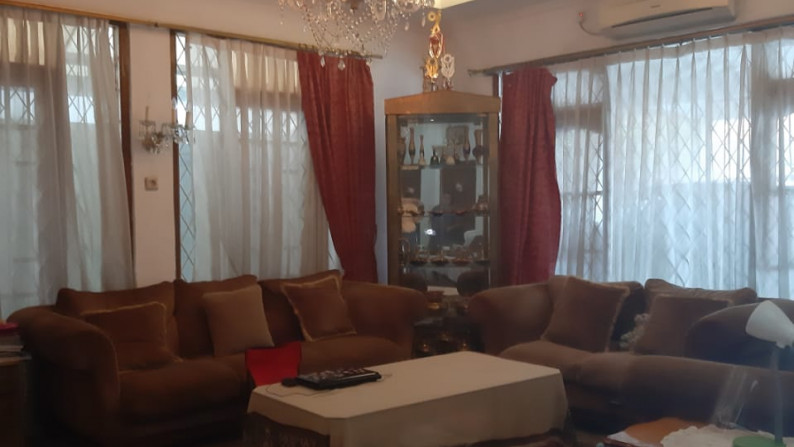 Dijual Rumah Bagus Di Komp Deplu Gandaria Selatan, Jl Cendrawasih