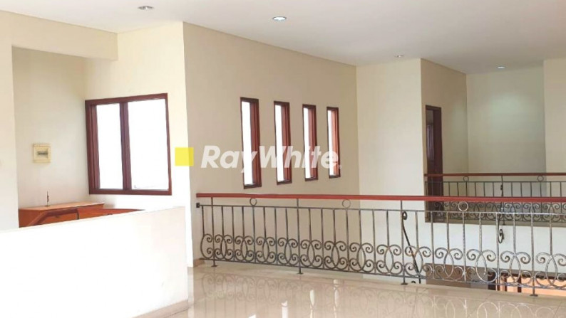 Dijual Rumah Modern dan Nyaman Di Pondok Indah