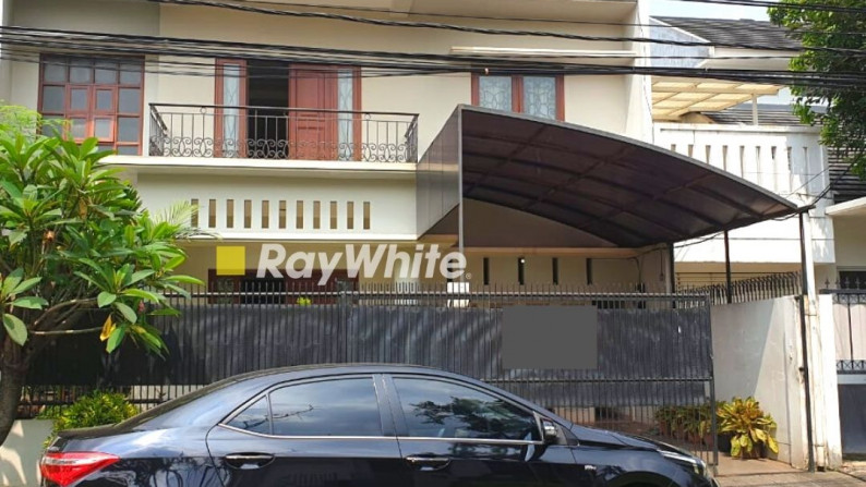 Dijual Rumah Modern dan Nyaman Di Pondok Indah