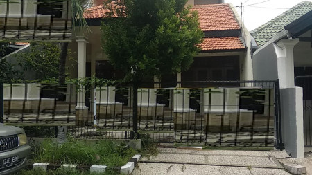 Rumah disewakan Darmo Permai Utara