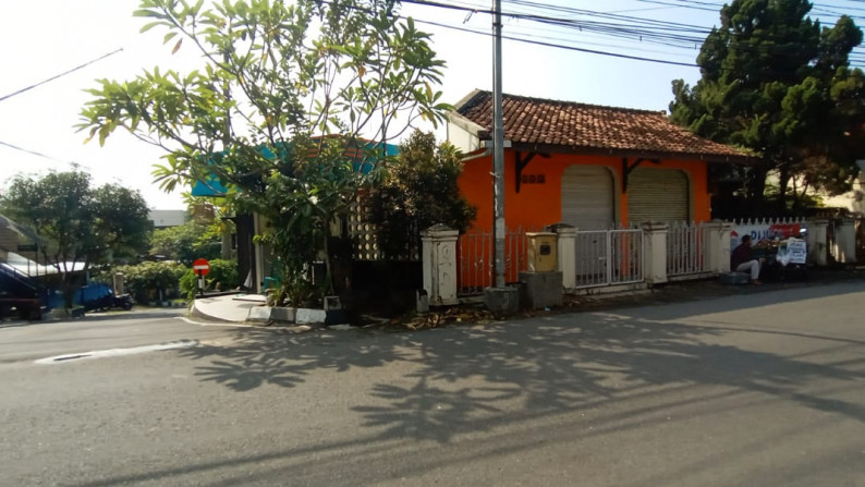 RUMAH TINGGAL 14 KAMAR DI JL WONGSO PREMOJO, MLATI, SLEMAN