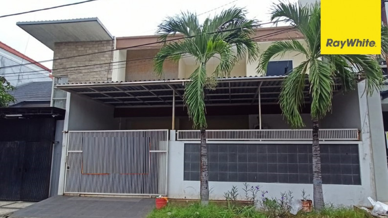 Dijual Rumah 2 lantai di Tenggilis Utara, Surabaya