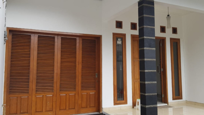 Rumah dijual di Kemanggisan Jakarta Barat